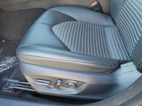 Certified 2023 Toyota Camry SE image 21