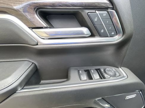 Certified 2024 Chevrolet Silverado 1500 LTZ AWD/4WD image 23