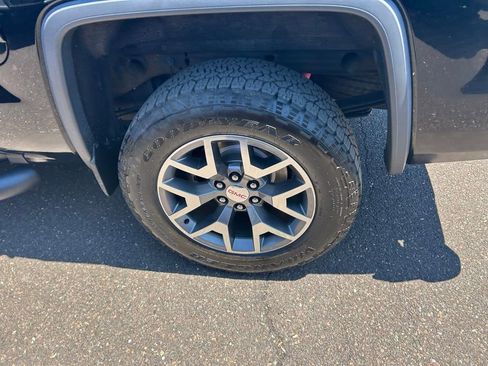 Used 2017 GMC Sierra 1500 SLT AWD/4WD image 38
