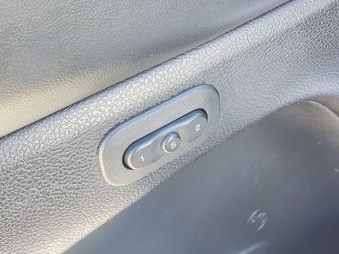 Used 2021 Jeep Grand Cherokee Limited AWD/4WD image 8