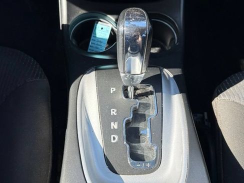 Used 2018 Dodge Journey SE w/ Connectivity Group FWD image 23