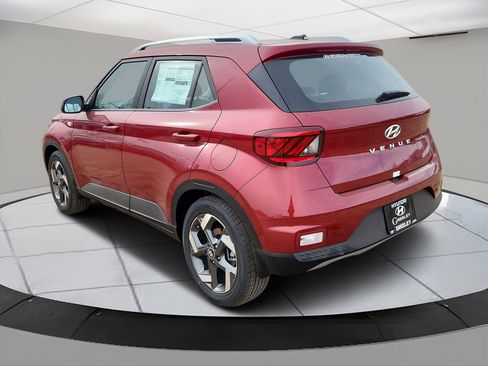 New 2026 Hyundai Venue SEL image 3