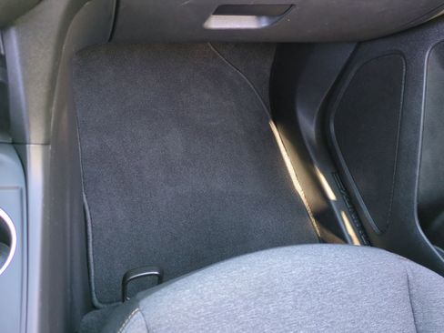 Used 2022 Chevrolet Equinox LT image 34