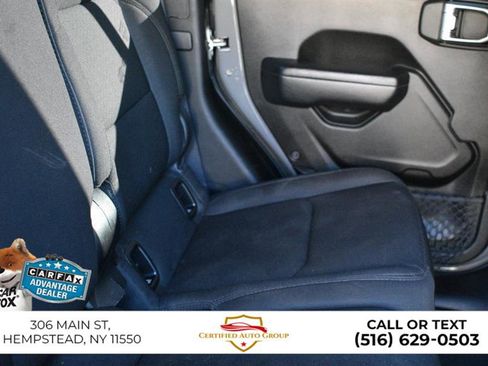 Used 2022 Jeep Gladiator Willys image 28