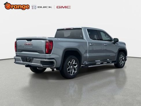 Used 2023 GMC Sierra 1500 SLT w/ SLT Premium Package AWD/4WD image 3