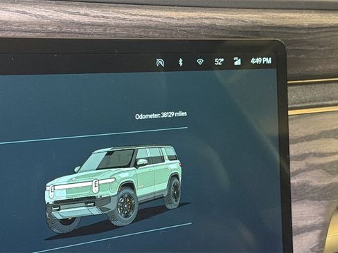 Used 2022 Rivian R1S Launch Edition image 32