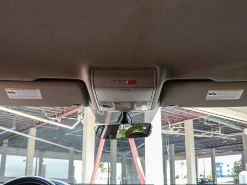 Used 2023 Volkswagen Atlas SE w/ Black Wheel Package image 24