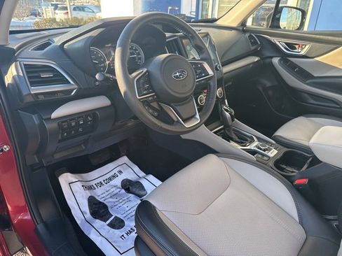Used 2023 Subaru Forester Limited image 23