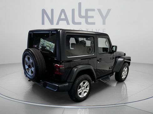 Used 2022 Jeep Wrangler Sport AWD/4WD image 5