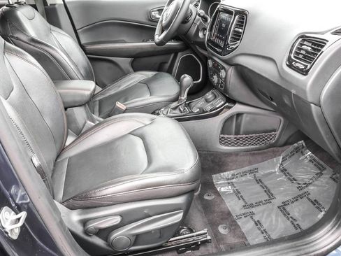 Used 2018 Jeep Compass Limited image 36