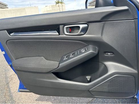 Used 2023 Honda Civic EX image 27