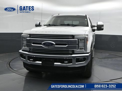 Used 2018 Ford F250 Lariat w/ Lariat Ultimate Package AWD/4WD image 5