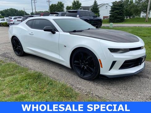 Used 2018 Chevrolet Camaro LS RWD image 7