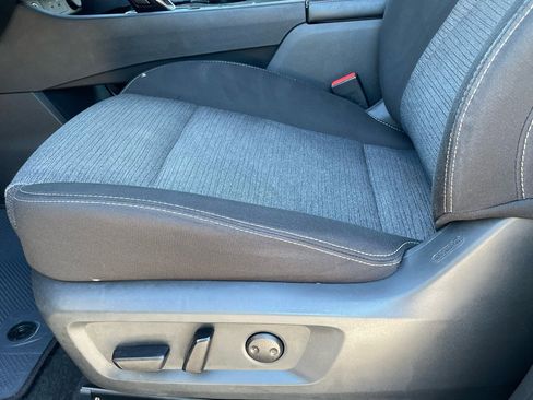 Used 2023 Nissan Rogue SV image 20