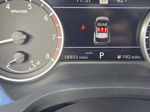 Used 2023 Nissan Rogue SL w/ SL Premium Package image 32