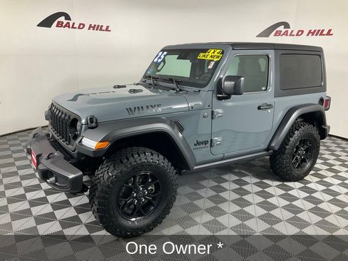 Certified 2025 Jeep Wrangler Willys image 4
