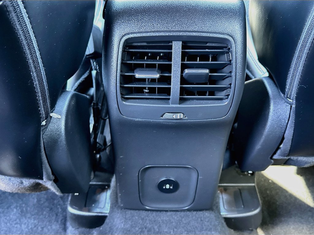 Used 2024 Ford Escape ST-Line w/ Tech Pack #1 FWD image 29