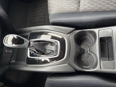 Used 2017 Nissan Rogue S w/ S Appearance Package image 22