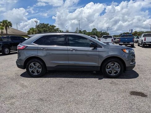 Used 2022 Ford Edge SEL w/ Sport Appearance Package AWD/4WD image 3