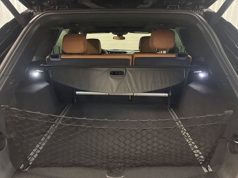 Certified 2025 Cadillac XT5 Premium Luxury image 28