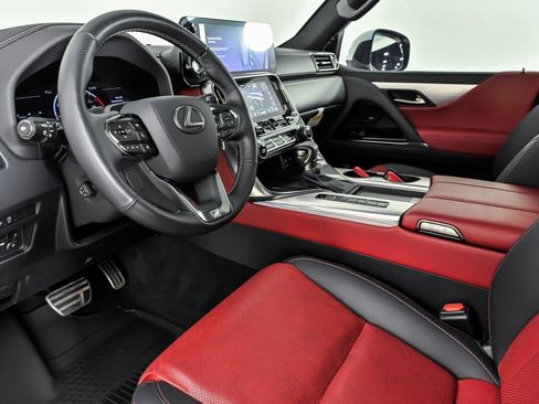Used 2025 Lexus LX 600 F Sport AWD/4WD image 17