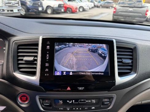 Used 2017 Honda Pilot EX image 26