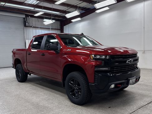 Used 2021 Chevrolet Silverado 1500 LT Trail Boss w/ LPO, Dark Essentials Package image 42