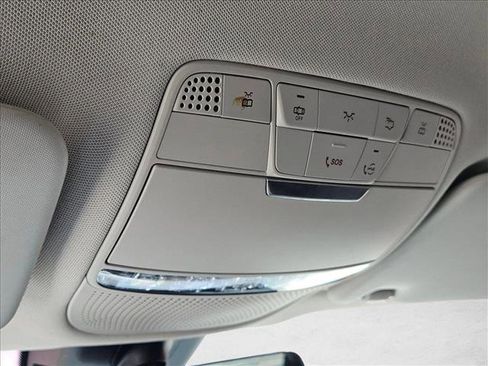Used 2021 Mercedes-Benz GLC 300 image 12