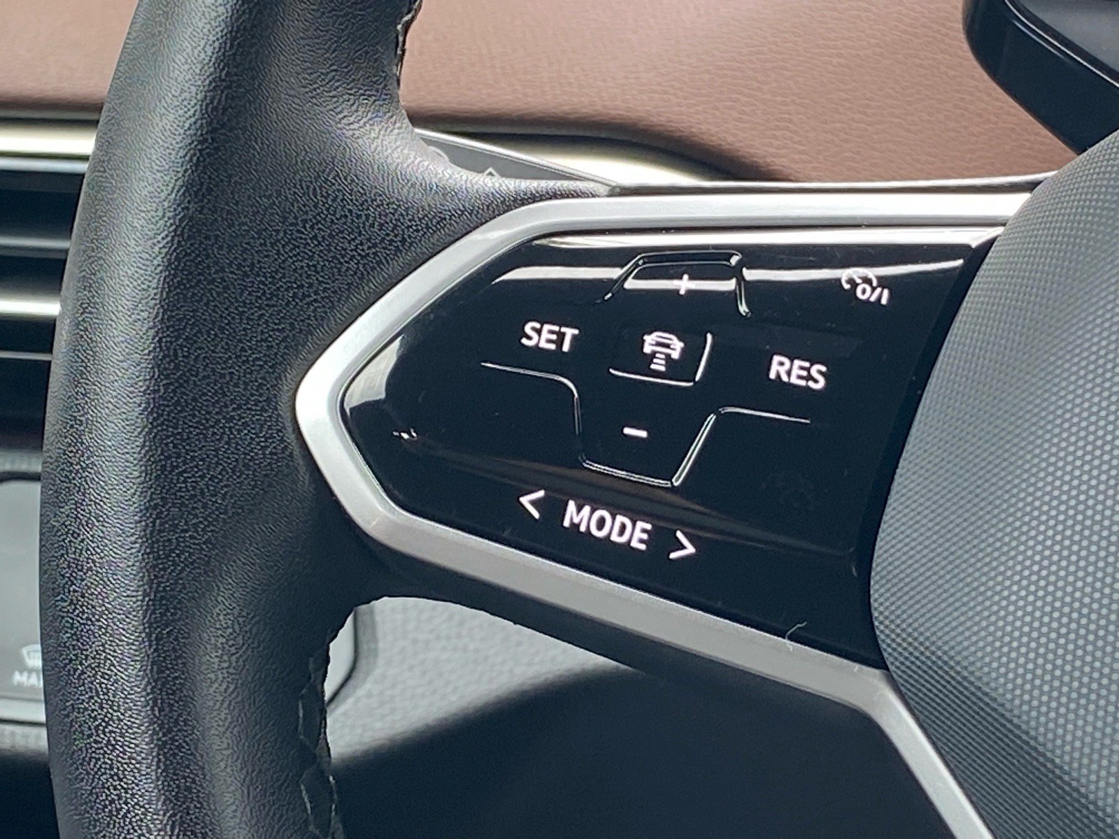 Certified 2023 Volkswagen ID.4 Pro RWD image 7