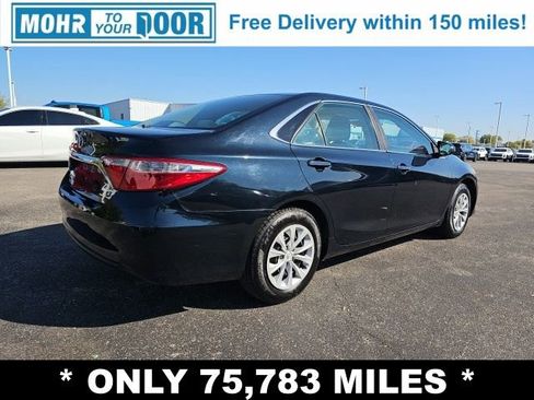 Used 2017 Toyota Camry LE image 9
