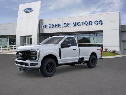 New 2026 Ford F350 4x4 Regular Cab Super Duty image 1