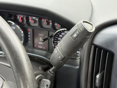 Used 2017 Chevrolet Silverado 1500 W/T image 17