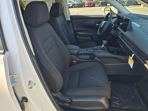 New 2026 Honda HR-V LX image 14