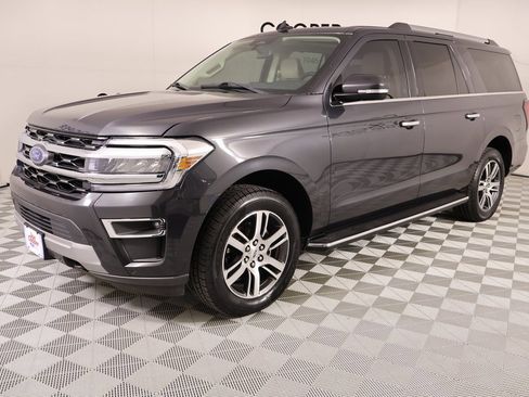 Used 2022 Ford Expedition Max Limited image 11