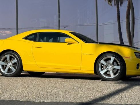 Used 2011 Chevrolet Camaro SS w/ RS Package image 17
