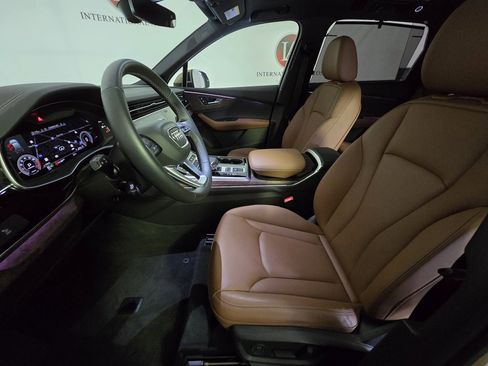 Certified 2025 Audi Q7 2.0T Premium Plus w/ Premium Plus Package image 13
