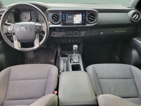 Used 2018 Toyota Tacoma TRD Sport RWD image 7
