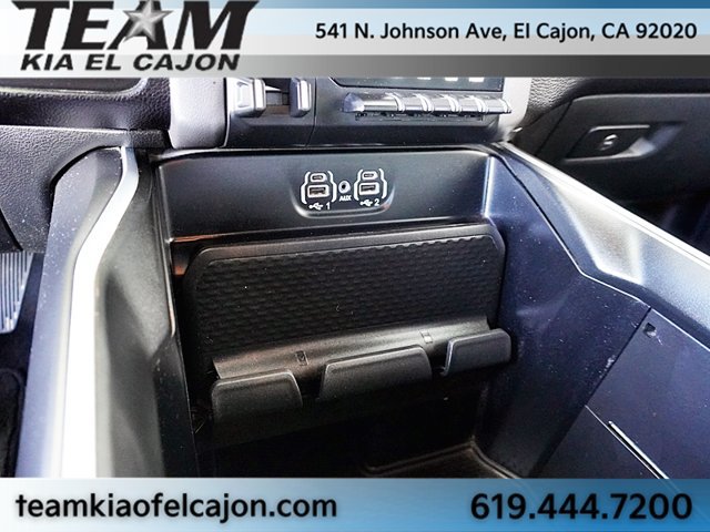 Used 2024 RAM 2500 Big Horn w/ Off Road Package AWD/4WD image 31