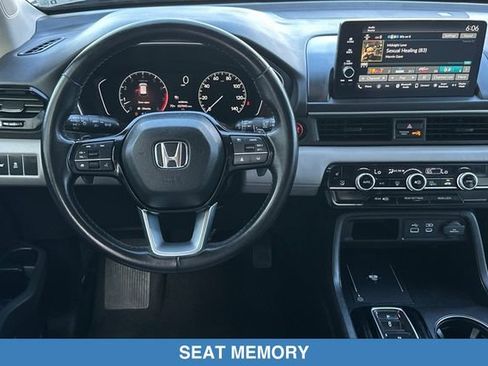 Certified 2025 Honda Pilot EX-L image 16
