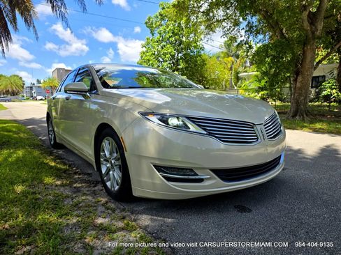 Used 2014 Lincoln MKZ Hybrid w/ Equipment Group 202A Reserve FWD image 40