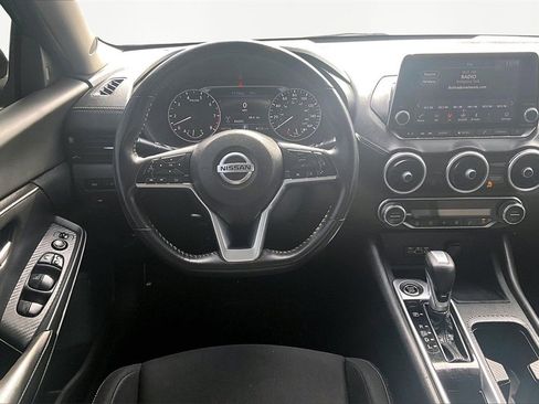 Used 2021 Nissan Sentra SV image 5