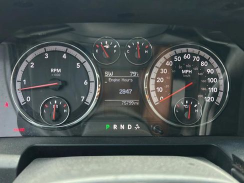 Used 2012 RAM 1500 Classic SLT RWD image 13