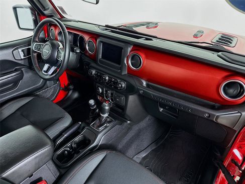 Used 2021 Jeep Wrangler Unlimited Rubicon w/ Steel Bumper Group image 28