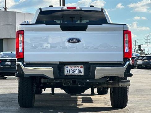 Certified 2024 Ford F250 XLT w/ FX4 Off-Road Package image 5