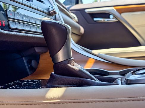 Used 2019 Lexus RX 350 FWD w/ Navigation Package image 22