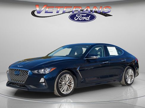 Used 2020 Genesis G70 2.0T image 1