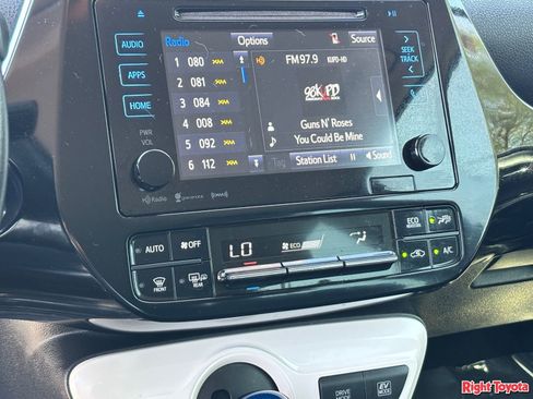 Certified 2017 Toyota Prius Three Touring FWD image 25