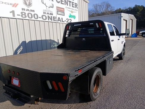 Used 2016 RAM 3500 Tradesman w/ Chrome Appearance Group image 3