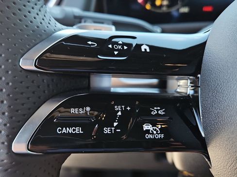 New 2026 Mercedes-Benz GLB 250 image 29