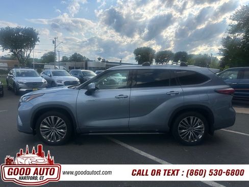 Used 2020 Toyota Highlander Platinum AWD/4WD image 5